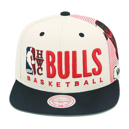 Mitchell & Ness NBA Chicago Bulls Big Face Bulls Cream/Red - 21229365