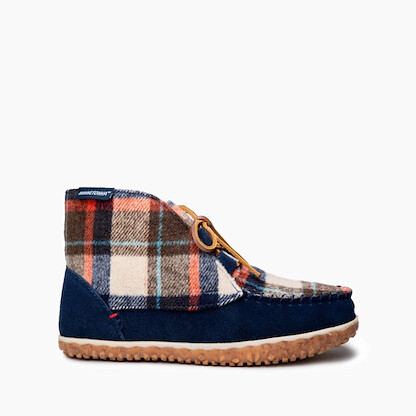 Minnetonka Women's Torrey Slipper Boot Dark Navy Multi - 40184-DNM