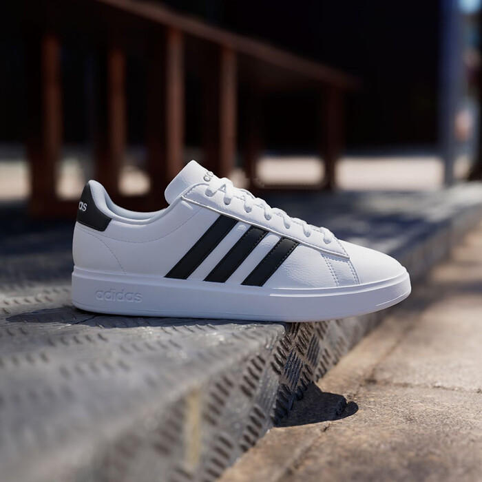 Adidas Women's Grand Court Tennis Shoe Cloud White/Core Black/Core Black - GW9214